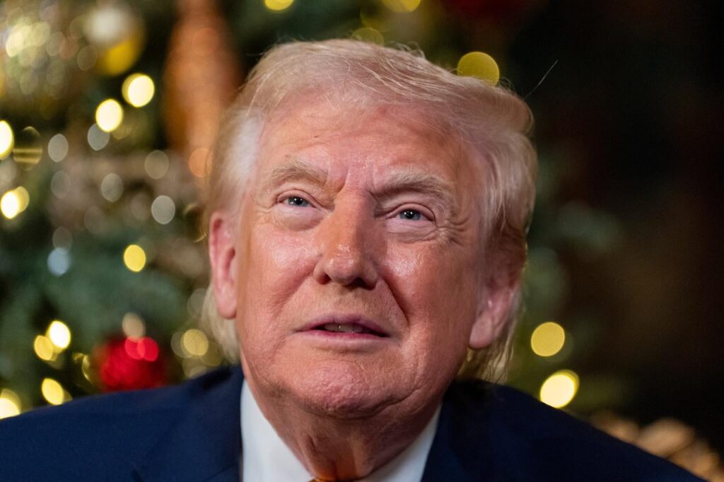 Trump extends Christmas wishes to ‘sleazebags who loved Jeffrey Epstein,’ issues ominous warning