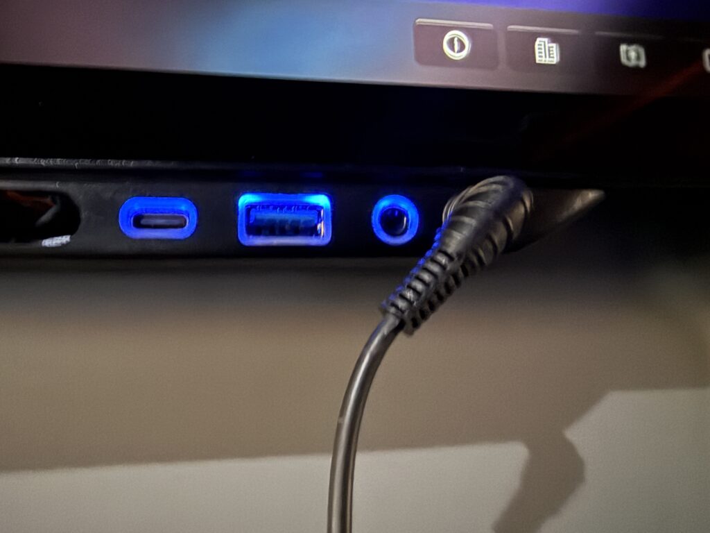 Different charging options are seen here at the bottom of the IFE screen. 