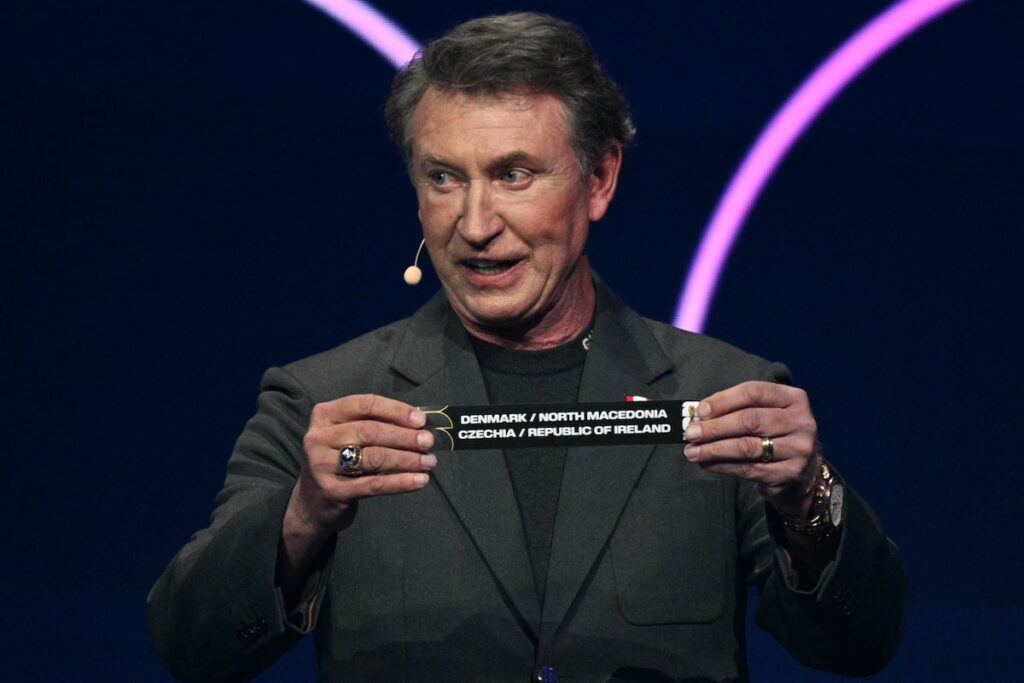 Gretzky gave us a spectacle of meme-able proportions at the World Cup draw
