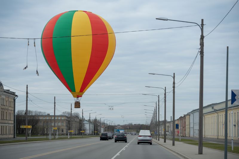 Lithuania Declares State of Emergency Over Smuggler Balloons from Belarus — How This Crisis is Disrupting Travel Lithuania declares national emergency over smuggling balloons