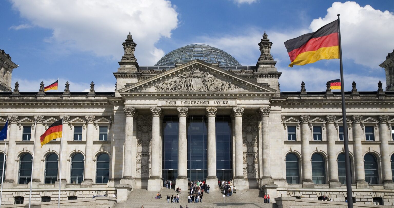 German parliament calls for memorial to Polish WWII victims German parliament calls for memorial to Polish WWII victims “as soon as possible”