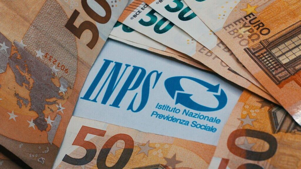 Maneuver, double squeeze on pensions from 2032: for the "moving windows" and redemption of the degree