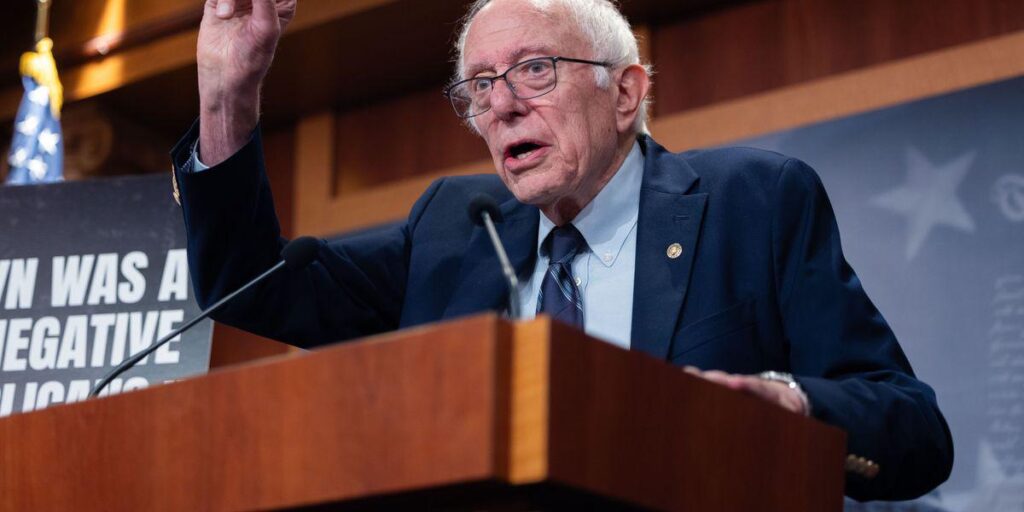 Bernie Sanders Pushes for Moratorium on New AI Data Center Construction Amid Growing Backlash