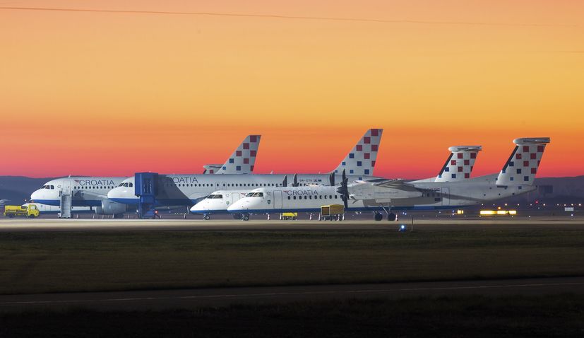 Croatia Airlines PLANE