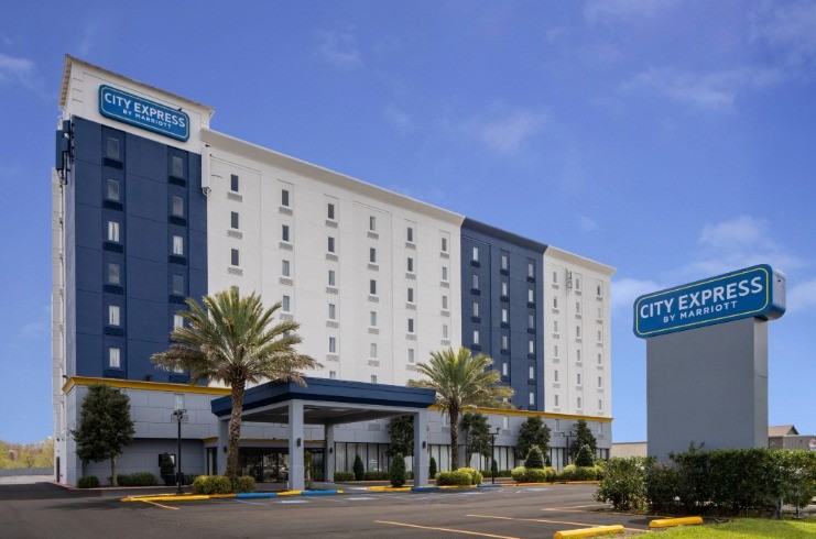 LODGING Staff