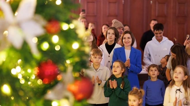 Maia Sandu and Igor Grosu congratulated the citizens on the occasion of Christmas: "Let's be grateful for life, health and loved ones"