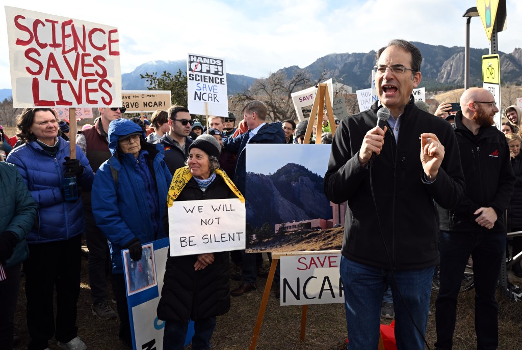 Colorado elected officials stand up for NCAR at rally