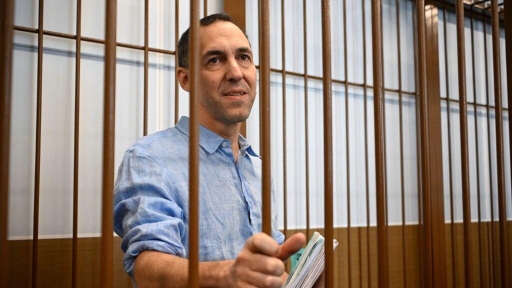 The Kremlin claims to have made a “proposal” to France regarding researcher Laurent Vinatier, detained since June 2024