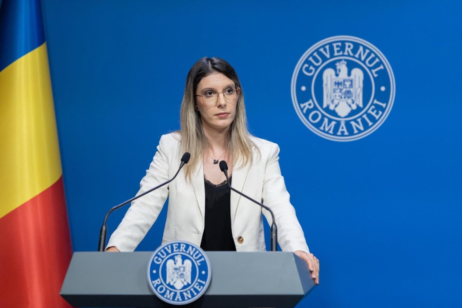 Diana Buzoianu: The resignation requested by the PSD comes precisely when the reorganization of Romsilva must be negotiated in the coalition. I asked for a drastic cut in the number of directors / I will not be blackmailed with the position