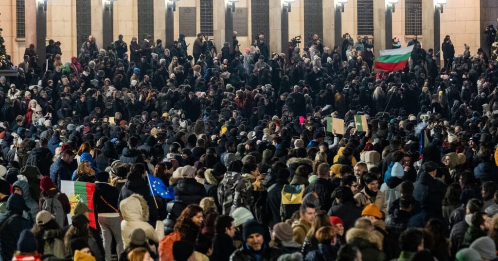 Bulgarian TV host’s removal sparks protests – POLITICO