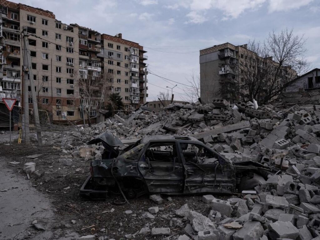 Putin Signs Law Confiscating ‘Ownerless’ Homes in Occupied Ukraine