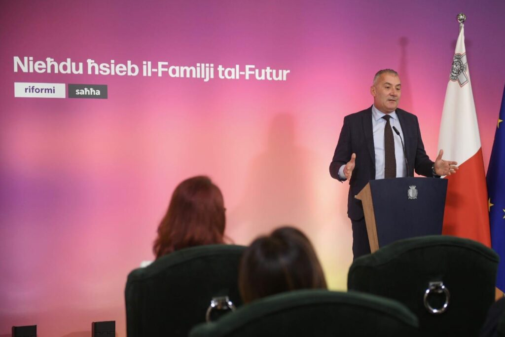 Malta extends public egg and sperm freezing to young adults