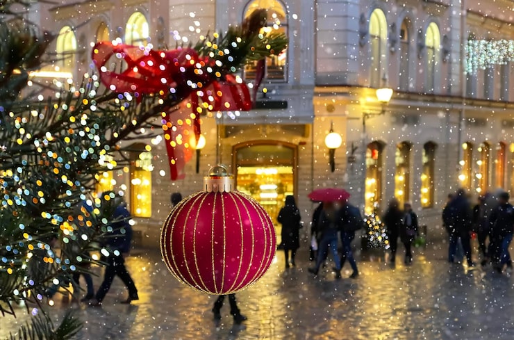 UK Joins Spain, Portugal and Italy for Travel Chaos Set to Unleash This Christmas: What You Need to Know