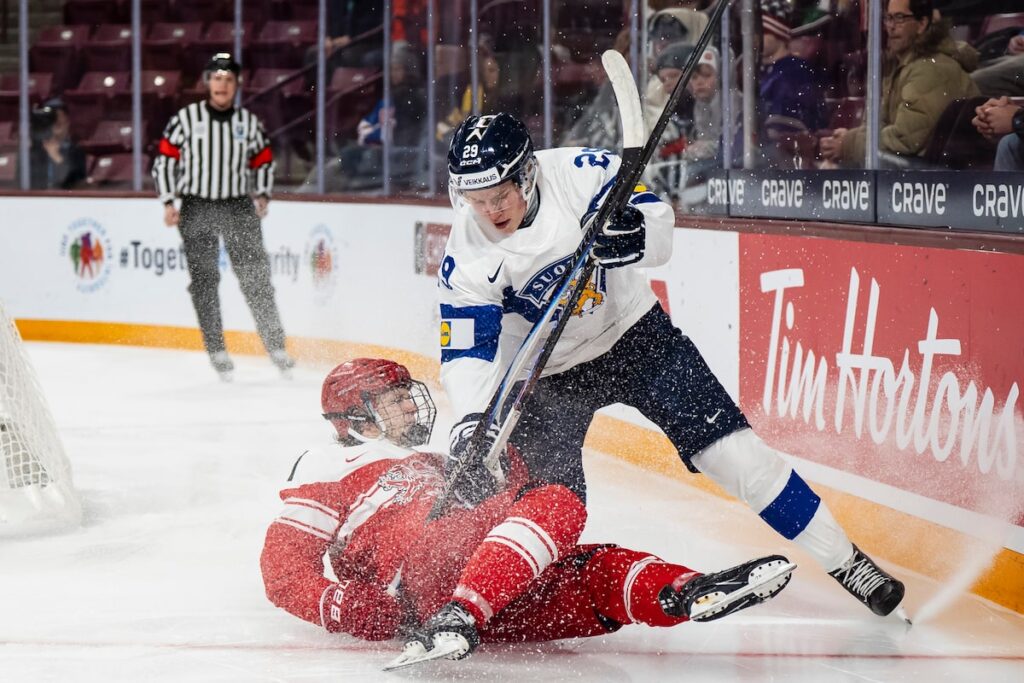 Kuhta’s three assists help lead Finland past Denmark in world junior opener