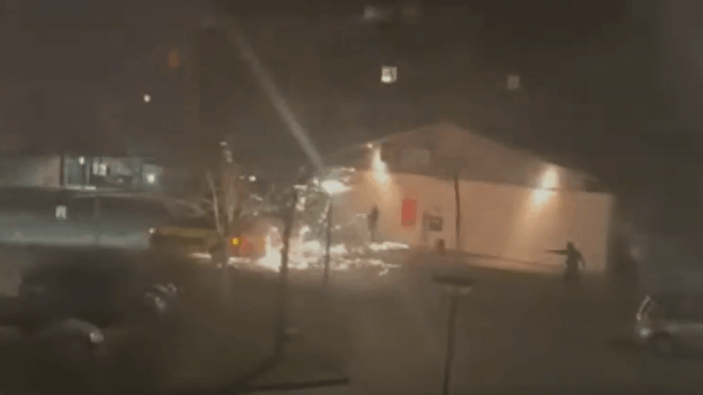 Firefighter attacked with pipe bomb – "I get angry", says mayor. Took place in Gjellerup park.