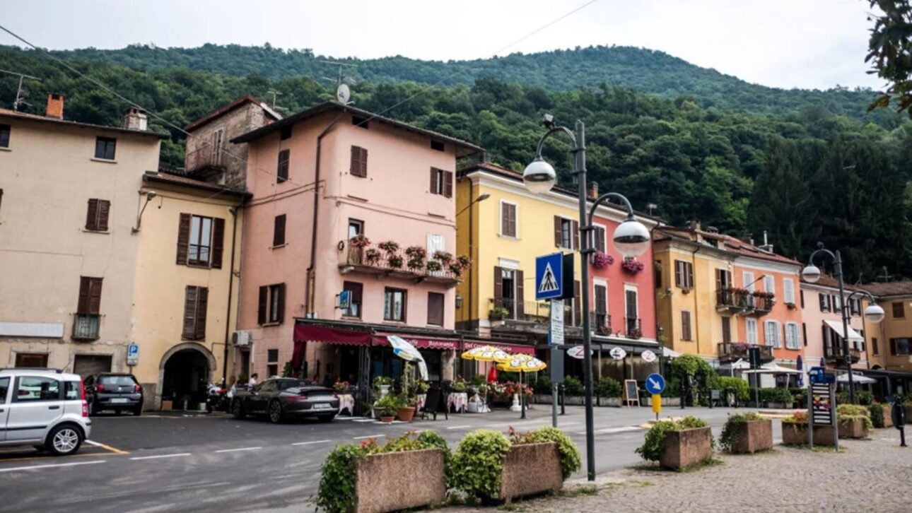 Cidade italiana de Varese oferece até 6 mil euros em vouchers para jovens que aceitarem morar e trabalhar na região com contrato formal.