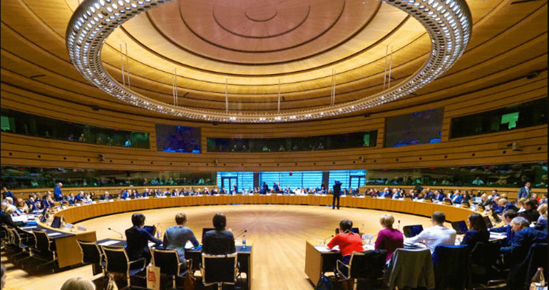 Negotiations with the EU to adapt the monetary agreement if the association agreement is approved