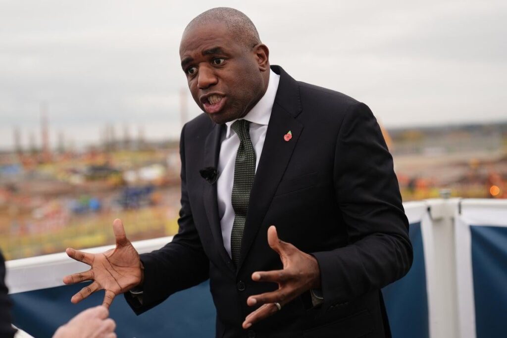 Lammy says rejoining EU customs union could boost UK economy