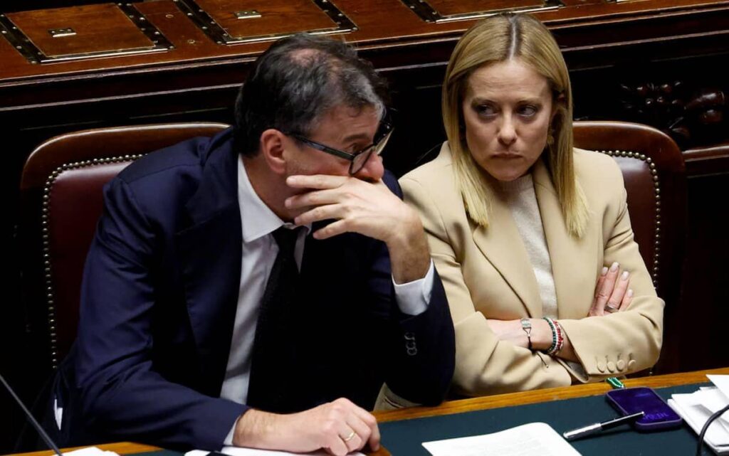 Maneuver 2026, the government's about-face on pensions and the redemption of degrees - The fault of "an overzealous technician", a "Mef bureaucrat"