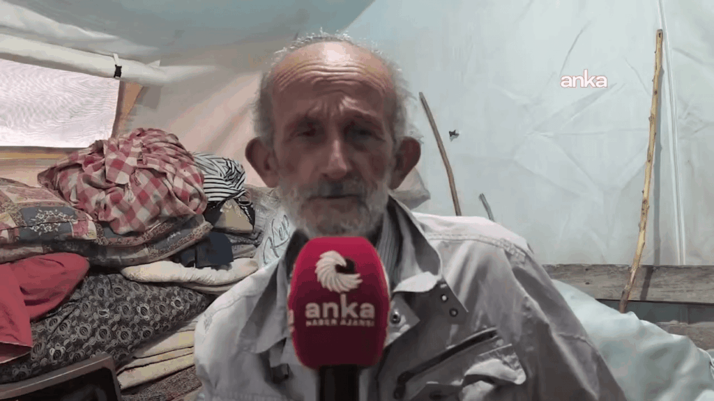 Earthquake survivor Fevzi Kızılgül, who has been staying in a tent for 3 years in Osmaniye: "We have been staying in a tent for 3 years, we are shivering in the tent. The tent is leaking, there are flies, there are mice. We sleep with 3 blankets. I am retired from Bağ-Kur, I have no money."