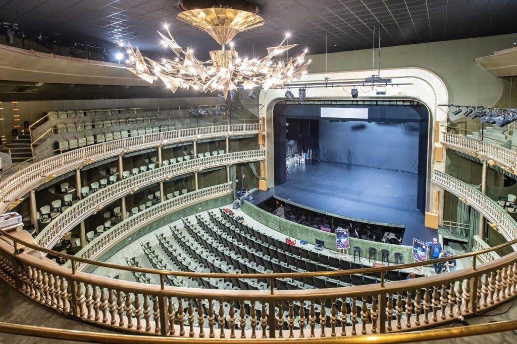 "WE CONDEMN COMPETITION FAKES" Pulski We can ask Grbin for an explanation for the sudden dismissal of Sanela Pliško from the Theater Council