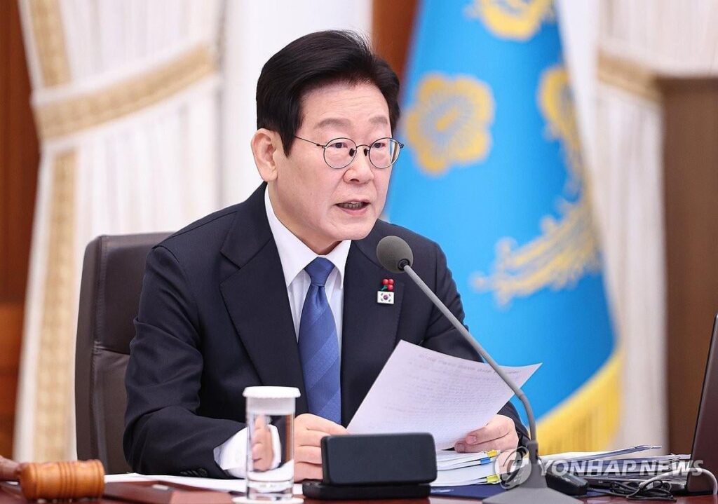 Lee calls for 'unity, inclusion' amid backlash over his pick of opposition figure as minister | Yonhap News Agency