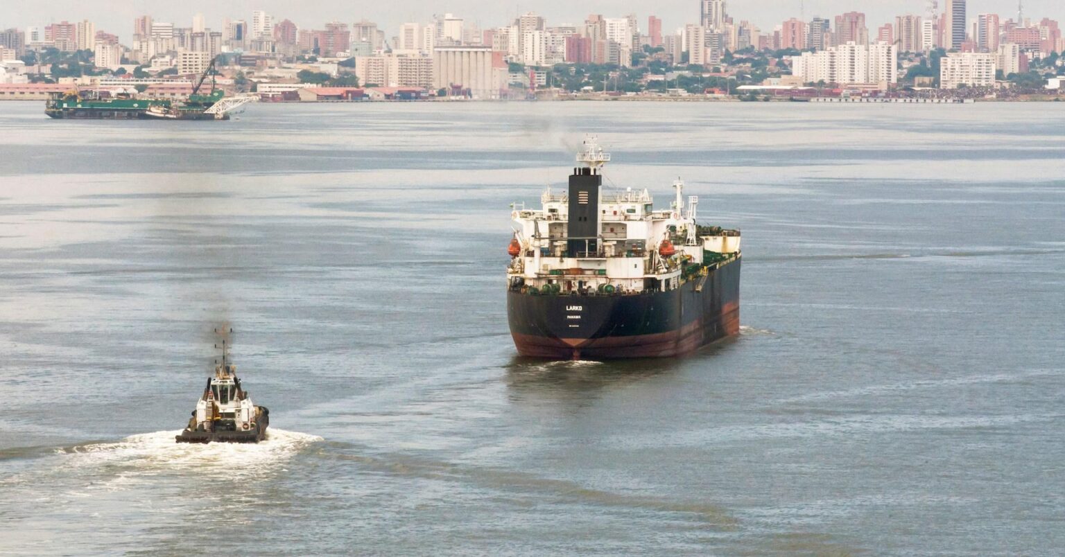 Trump orders naval blockade of sanctioned oil tankers leaving, entering Venezuela