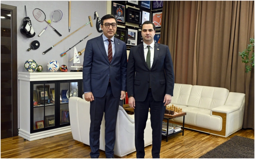 Azerbaijan and Slovakia mull cooperation in ice sports