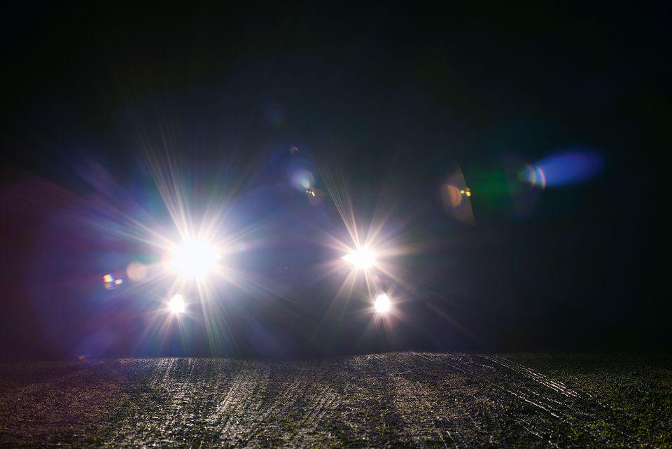 (FDM:) More drivers are blinded behind the wheel