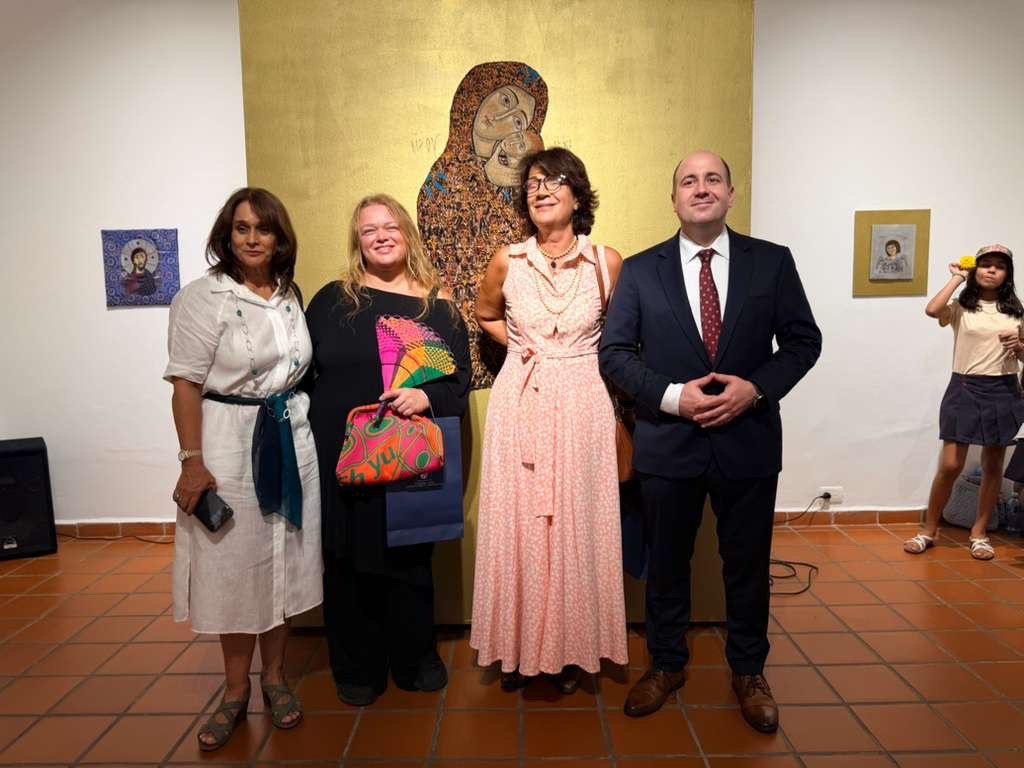 SERBIA TO BOLIVIA! Icons and Fine Embroidery by Our Artist at a Major Exhibition in the Heart of South America! (PHOTO)