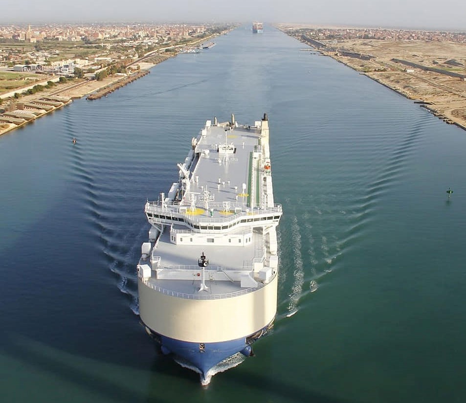 Egypt and Japan sign LE 1 billion agreement to build first-of-its-kind Suez Canal Dive Support Vessel