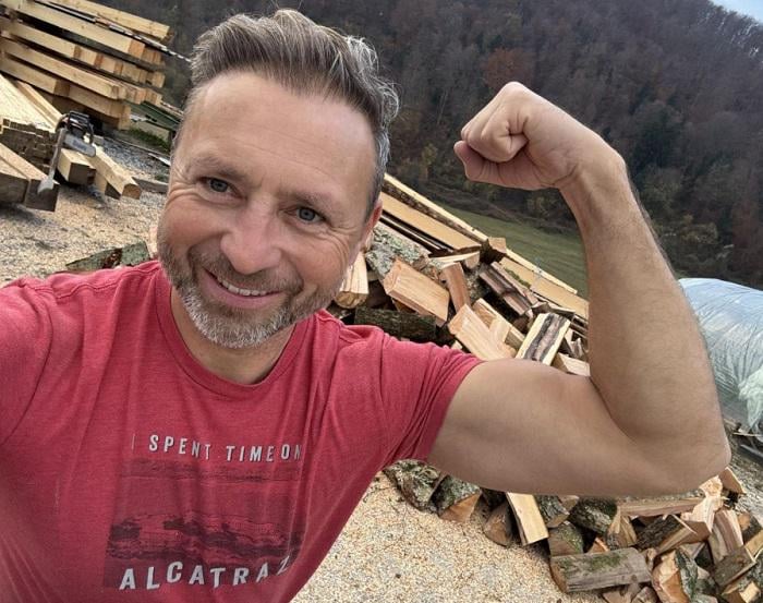 Miro Pačnik, who "beheaded" Tito's statue in Velenje, faces several years in prison - up to 8 years