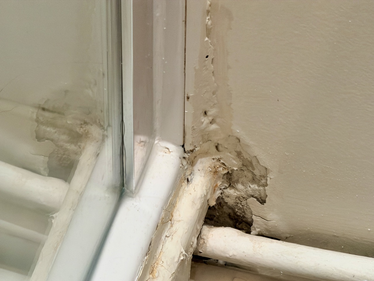 Two Star Hotel Cannes France - poor maintenance