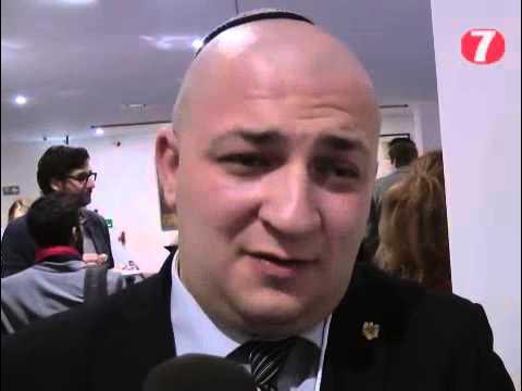 Romania passes controversial law banning antisemitic speech