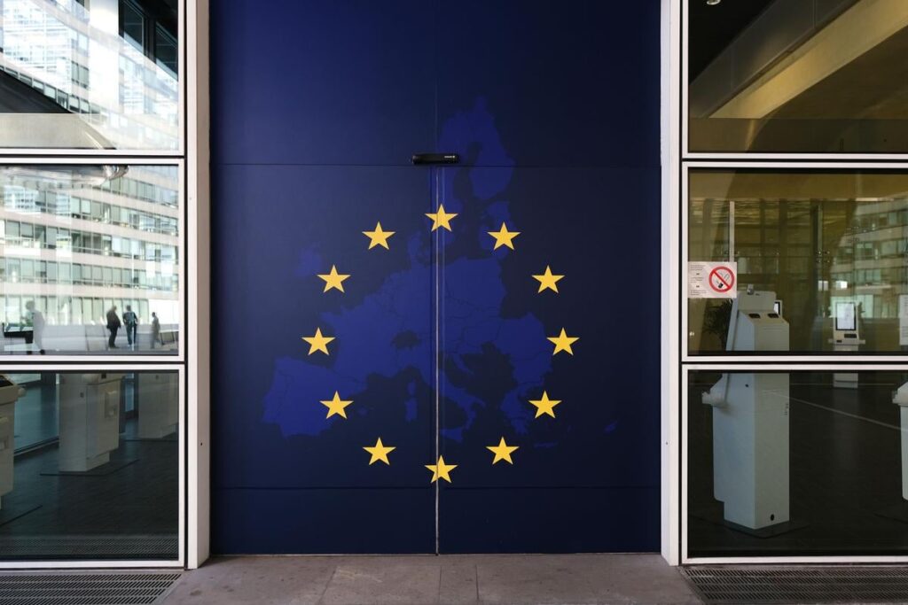 EU sanctions journalists and analysts for pro-Russian propaganda - include asset freeze