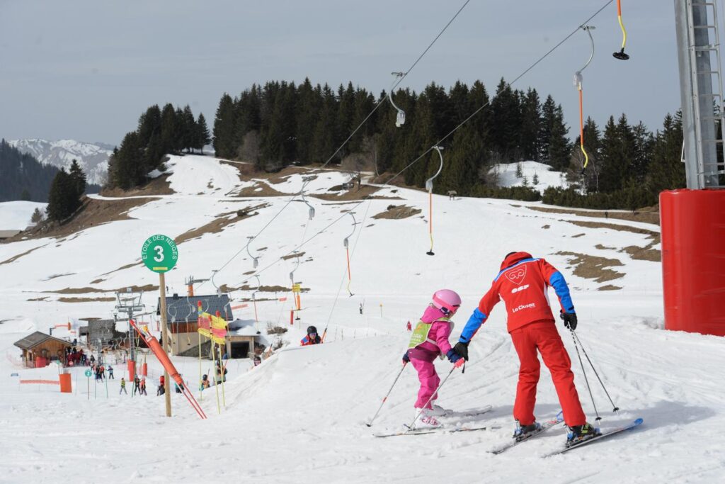 The faltering empire of the ESF, “the biggest ski school in the world”