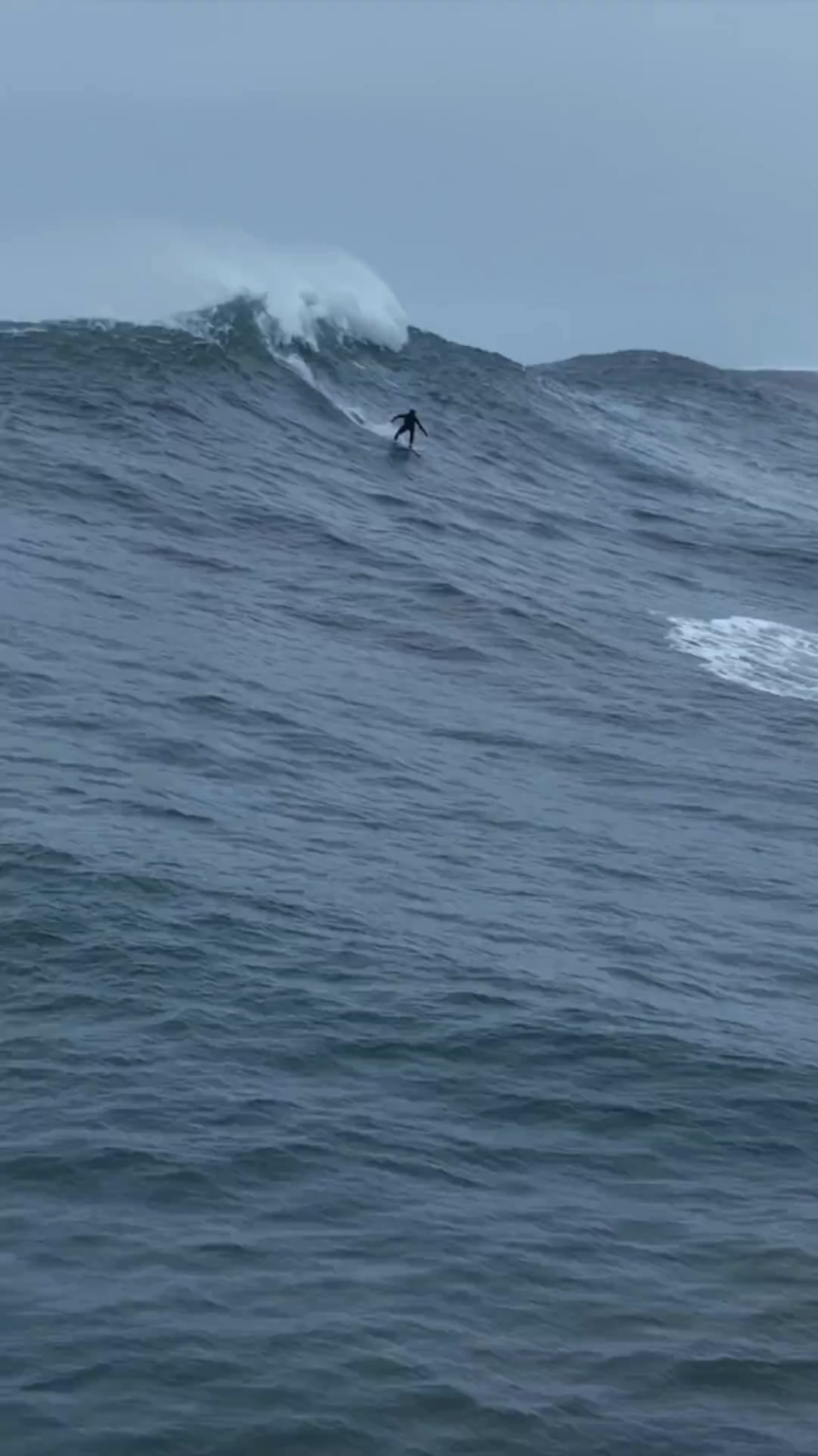 One wave at Mavericks featuring Jeff Clark