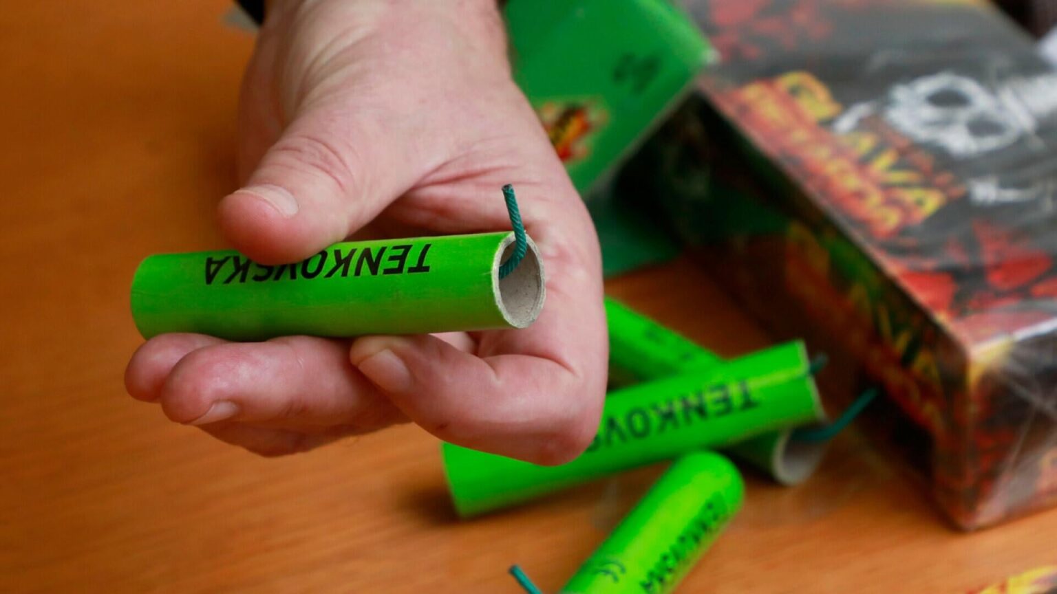 Horror in Slavonia: A boy's hand was blown off by a firecracker