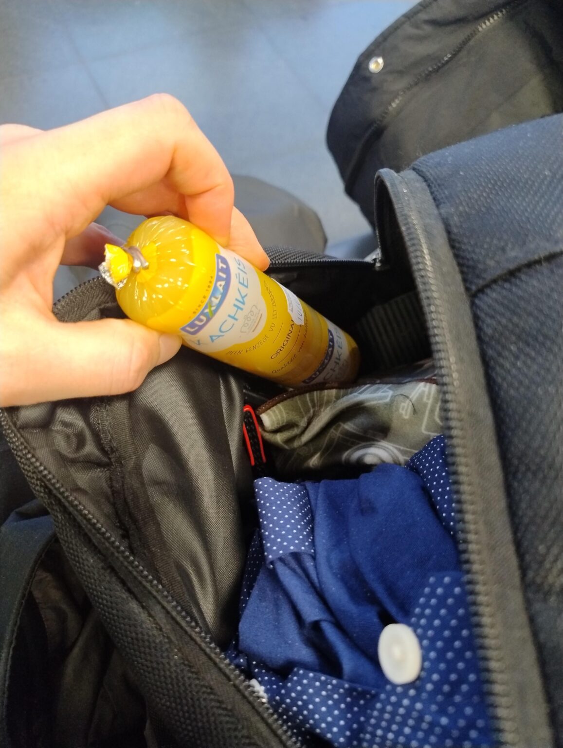 In case you were wandering, yes, your kachkèis passes through airport security.