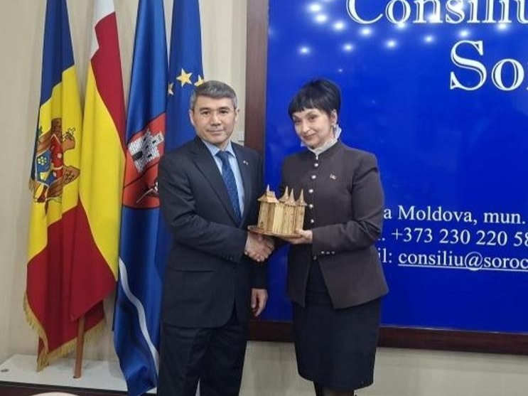 Kazakhstan and Moldova strengthening bilateral ties