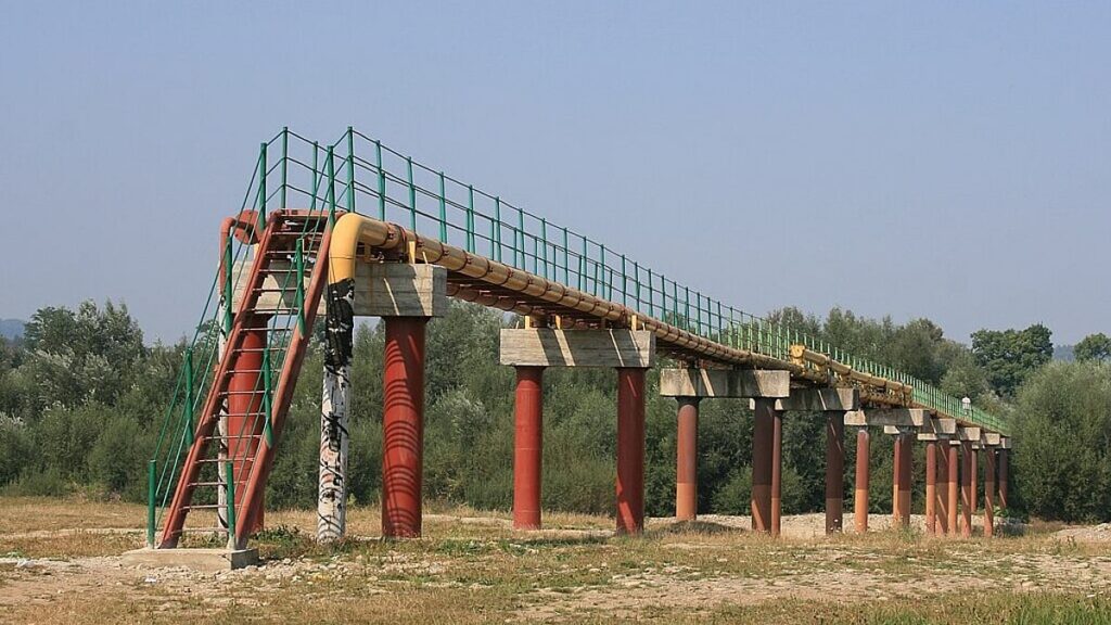 PERN and KazTransOil sign agreement to secure oil transit to Germany