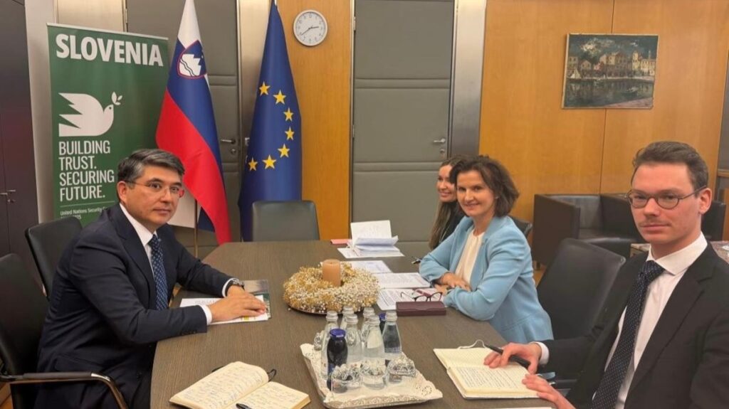 Kazakhstan and Slovenia deepen political and economic ties