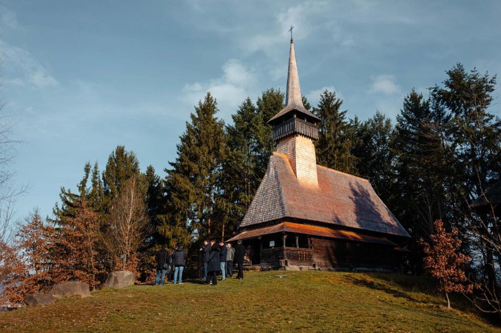 Northern Romania: US Embassy in Romania funds restoration of wooden church in Maramureș