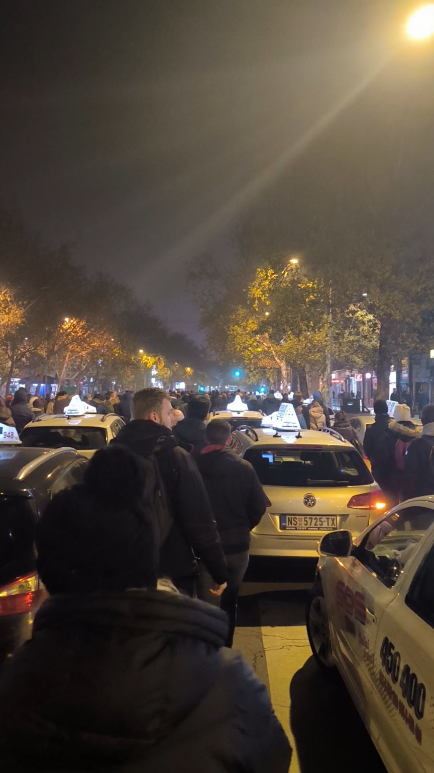 Gathering of taxi drivers and citizens in Jevrejska Street, where a taxi driver died yesterday in Novi Sad (December 2, 2025 / 9 p.m.)