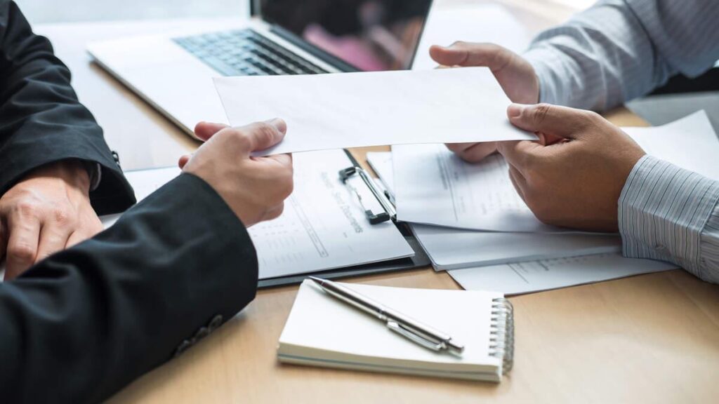 LuxTimes: How do I know my worth on the job market?