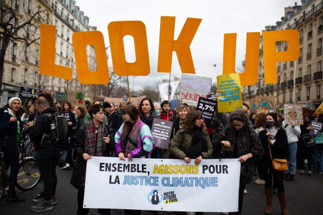 Protest for climate justice, Paris, March 12, 2022.