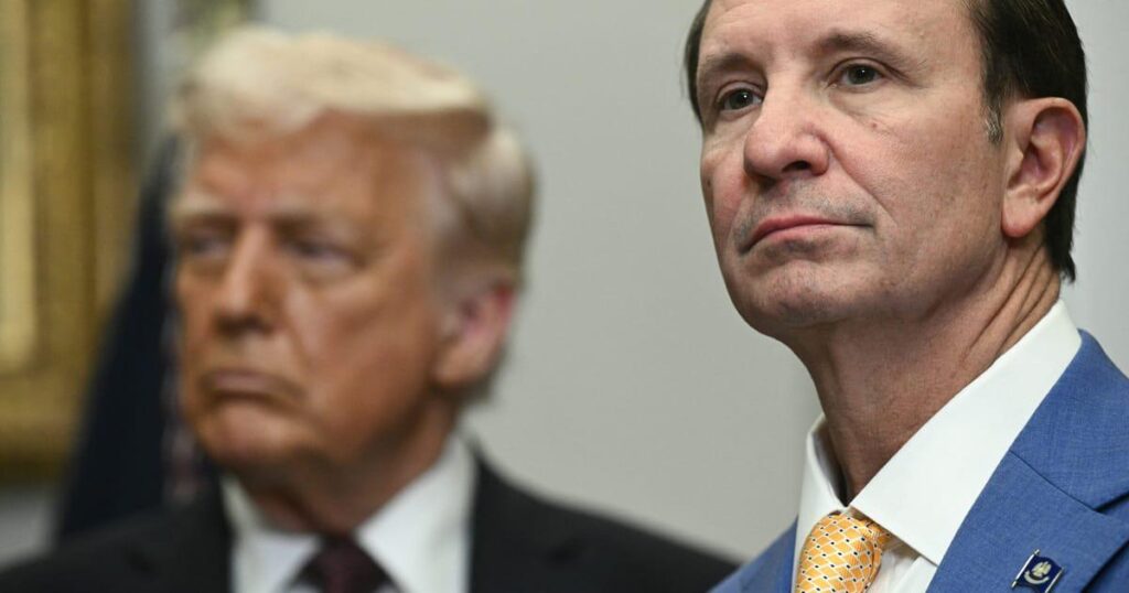 Europe stands with Greenland as Trump threat returns