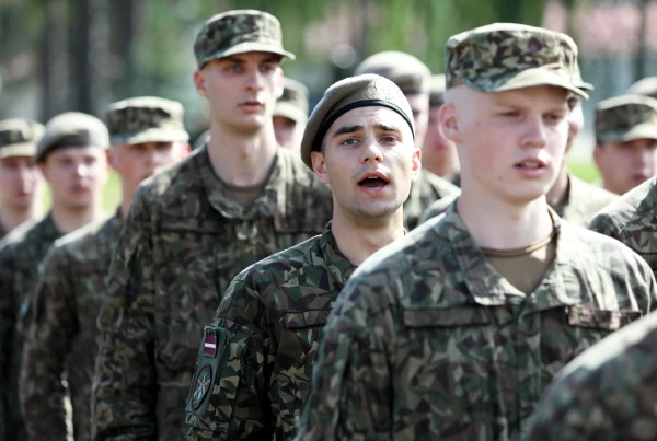 In Estonia, only those who know the state language are recruited into the army