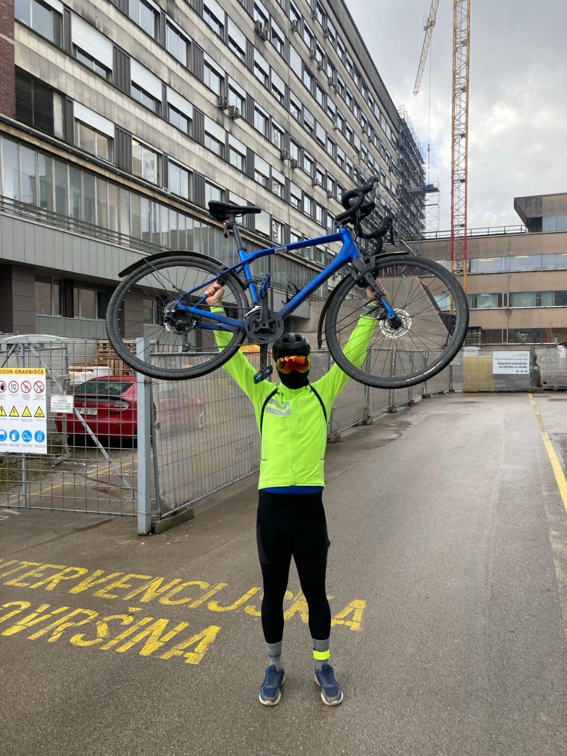 5 mm high threshold and 100 trips to work by bike.