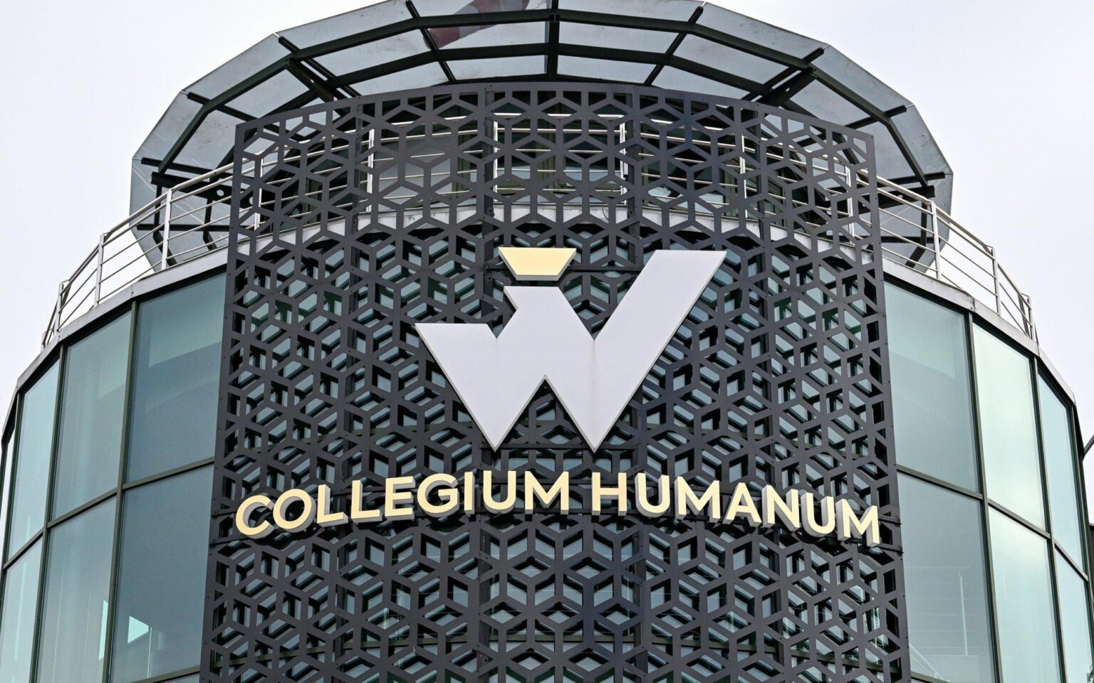 Controversial reactivation of Collegium Humanum. How did the state get Paweł Cz.'s business back on its feet?